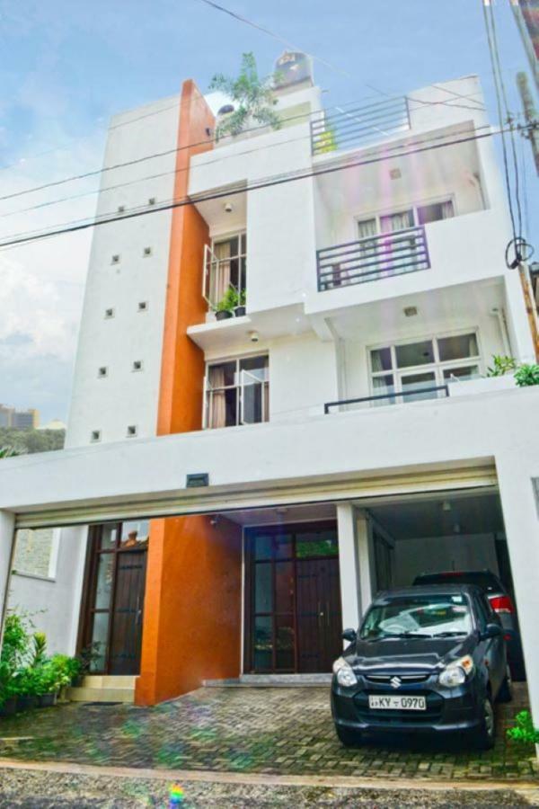 Furnished Apartment At Colombo Suburbs Nawala Rajagiriya Exteriér fotografie