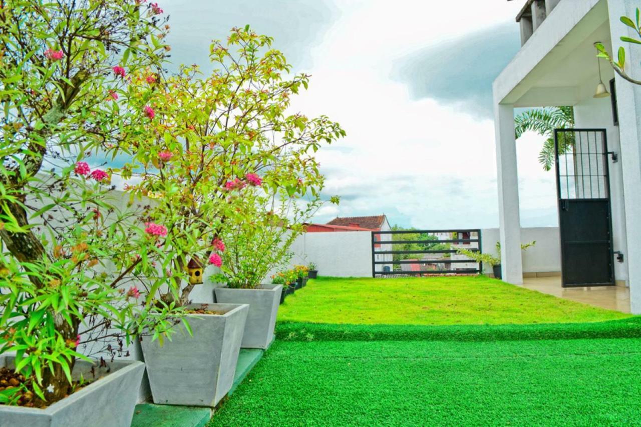 Furnished Apartment At Colombo Suburbs Nawala Rajagiriya Exteriér fotografie
